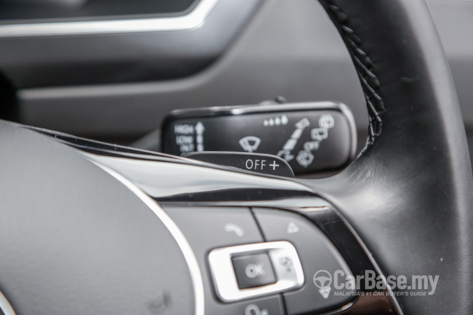 Volkswagen Tiguan Mk2 (2017) Interior
