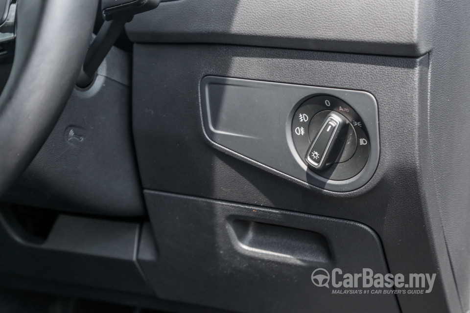 Volkswagen Tiguan Mk2 (2017) Interior