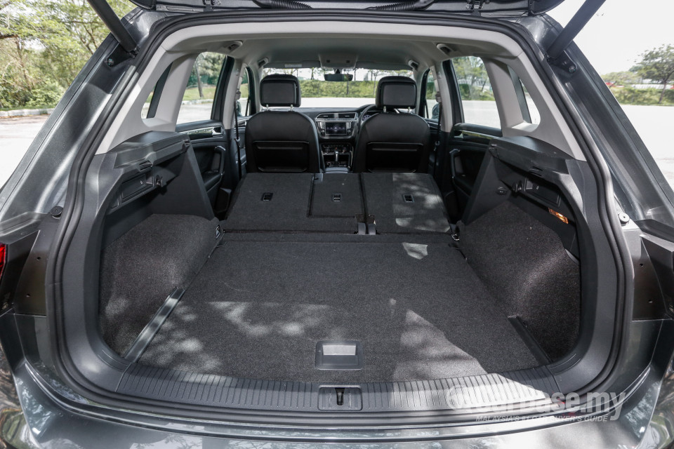 Volkswagen Tiguan Mk2 (2017) Interior