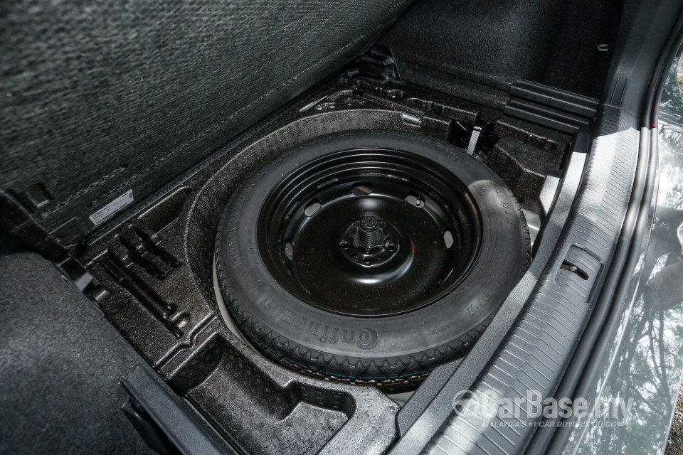 Volkswagen Tiguan Mk2 (2017) Interior