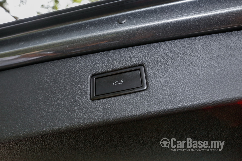 Volkswagen Tiguan Mk2 (2017) Interior