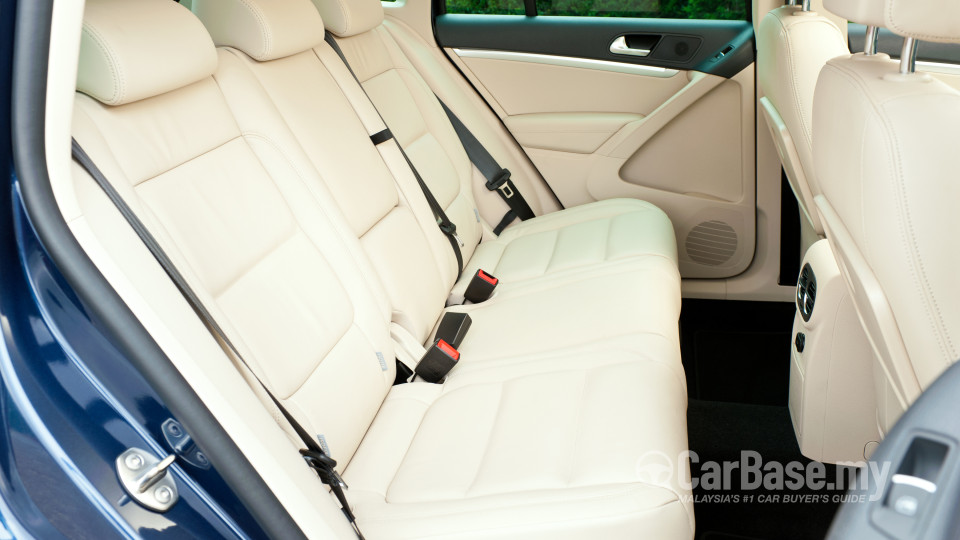 Volkswagen Tiguan Mk1 Facelift (2011) Interior