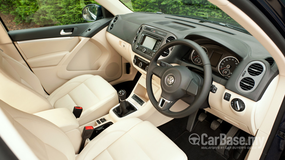Volkswagen Tiguan Mk1 Facelift (2011) Interior
