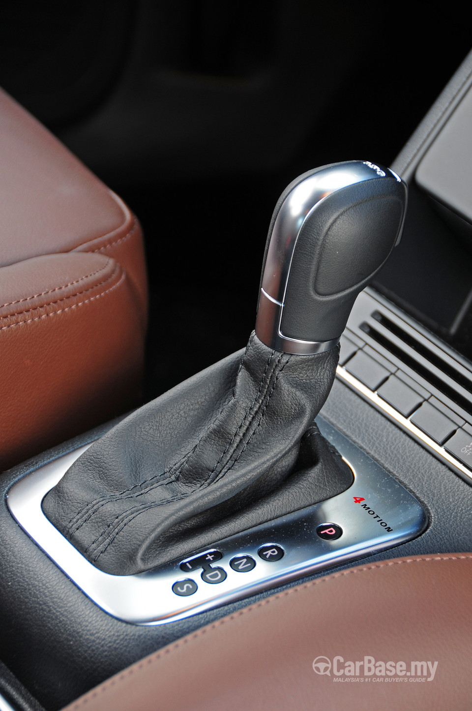 Volkswagen Tiguan Mk1 Facelift (2011) Interior