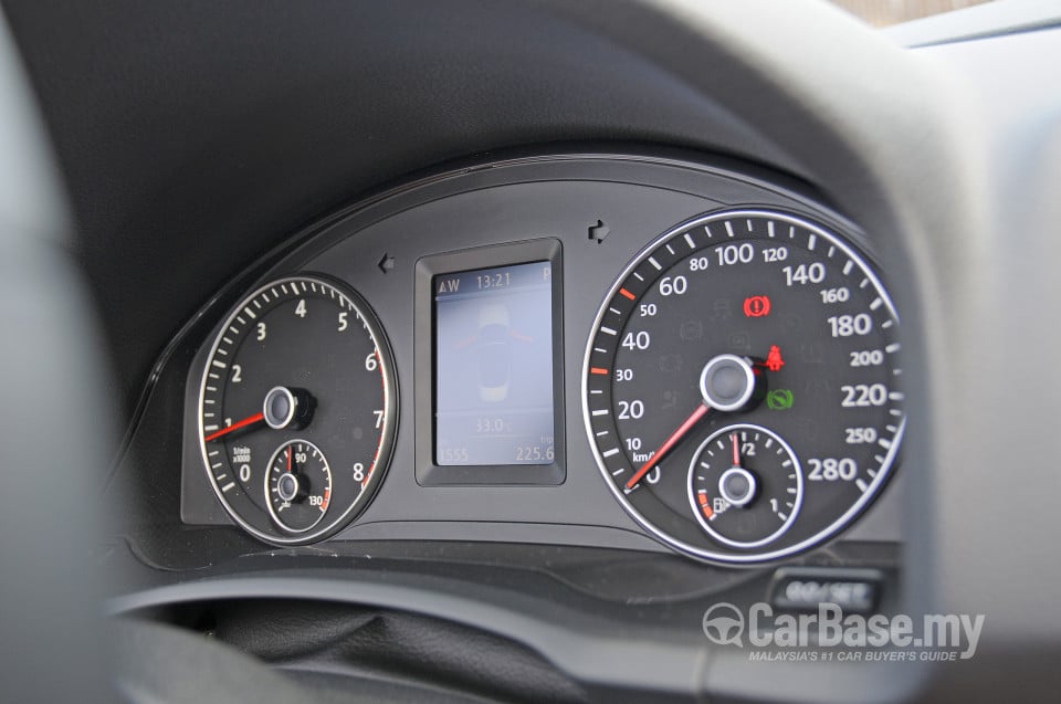 Volkswagen Eos Mk1 Facelift (2011) Interior