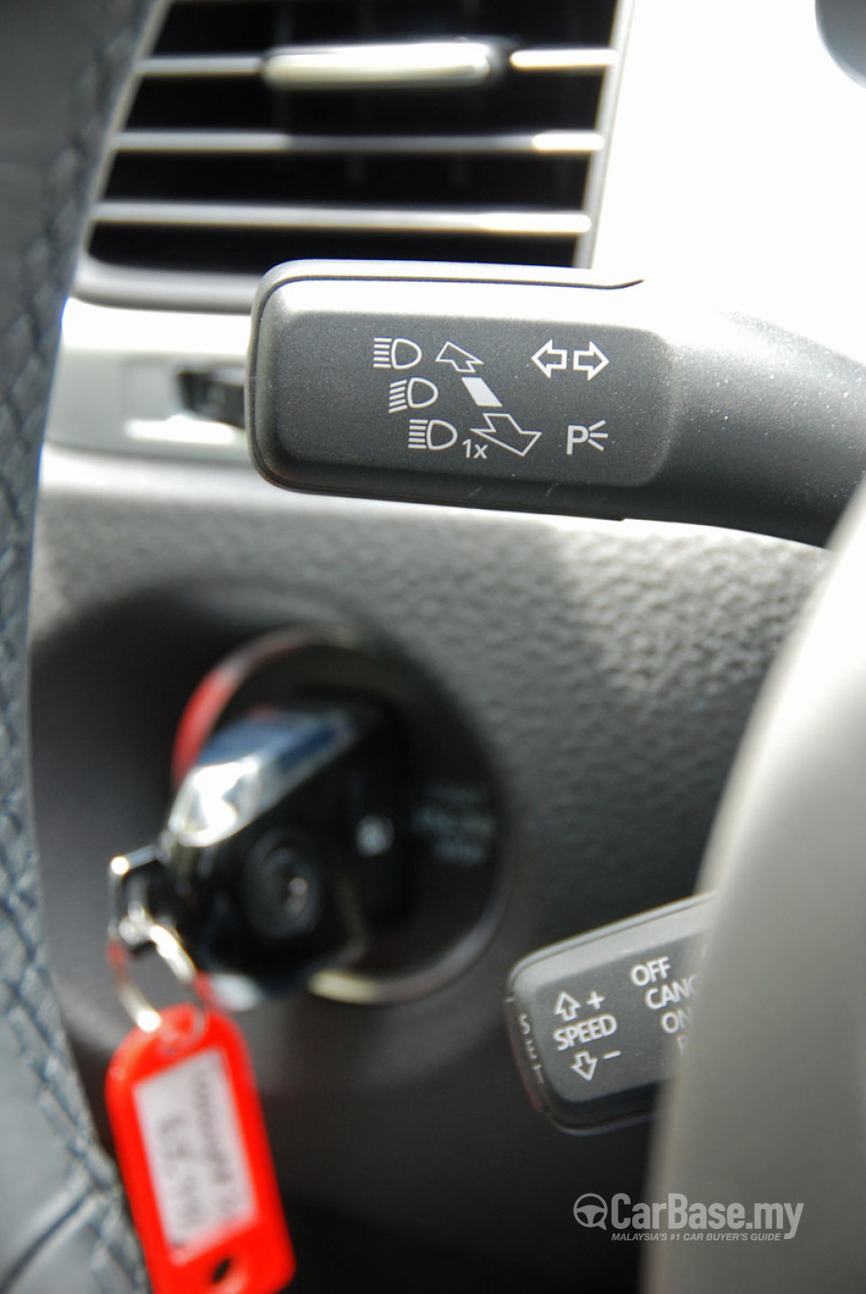 Volkswagen Touareg Mk2 (2010) Interior