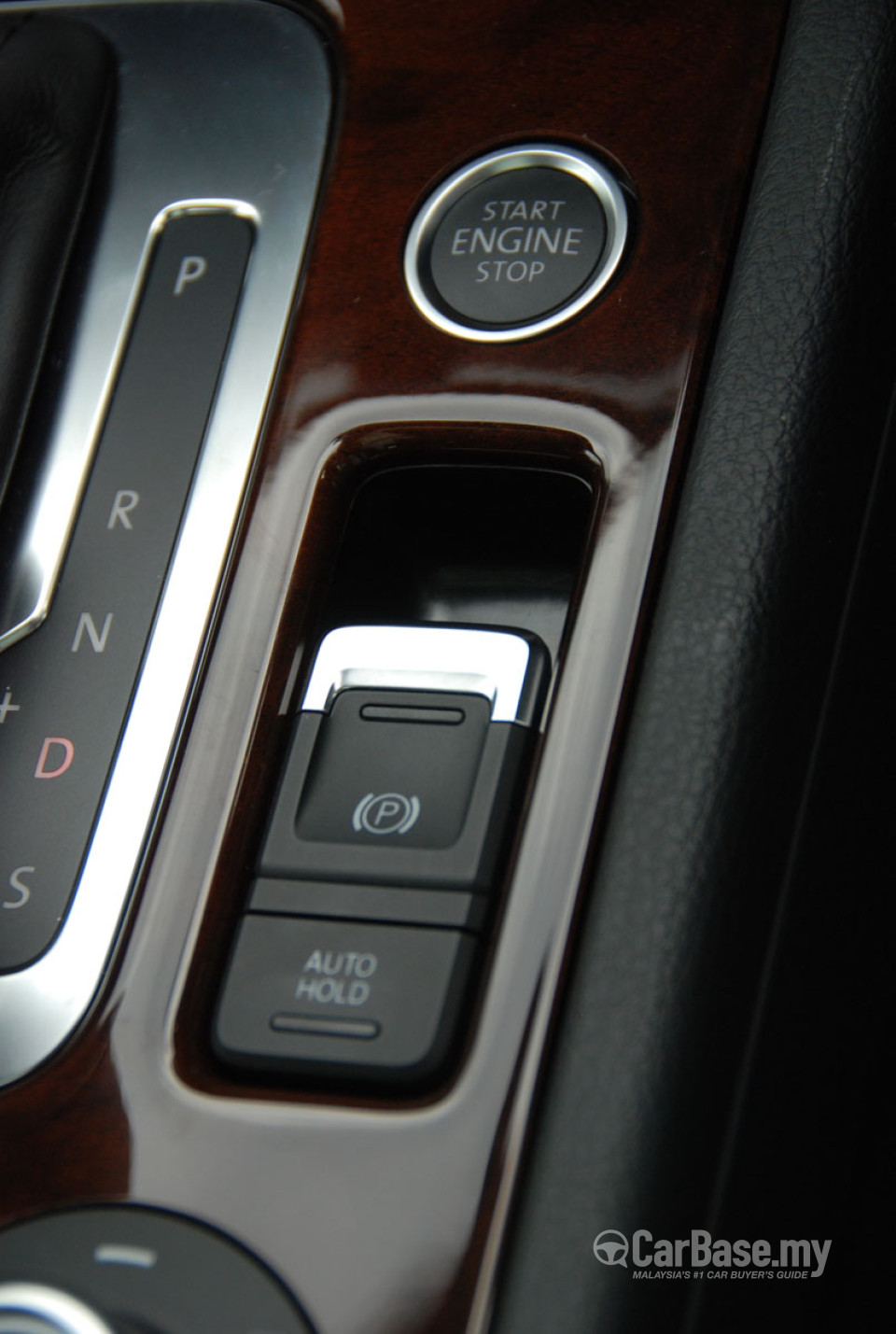 Volkswagen Touareg Mk2 (2010) Interior