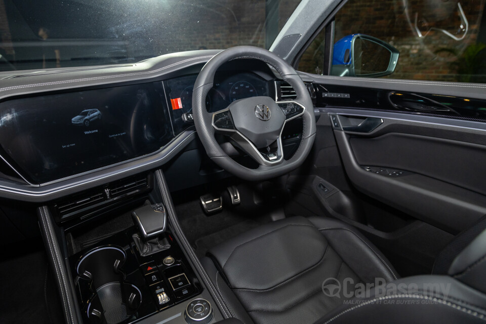 Volkswagen Touareg CR Facelift (2024) Interior