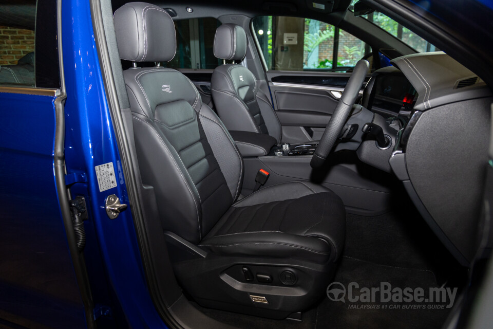 Volkswagen Touareg CR Facelift (2024) Interior
