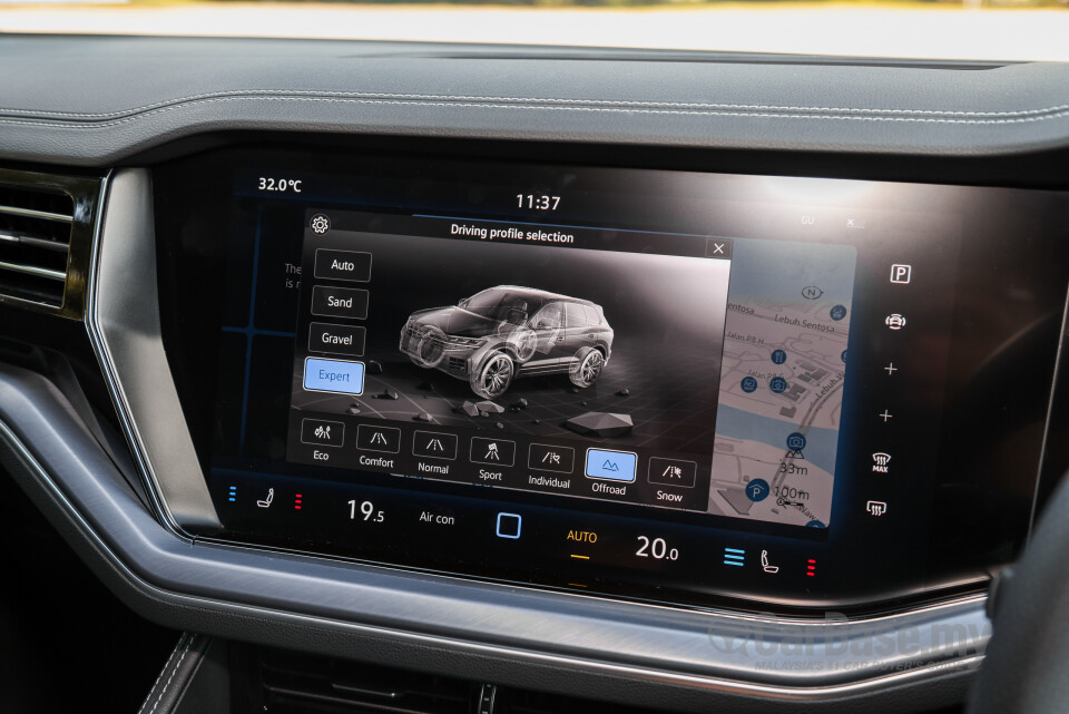 Volkswagen Touareg CR Facelift (2024) Interior