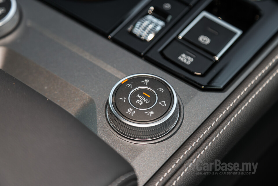Volkswagen Touareg CR Facelift (2024) Interior