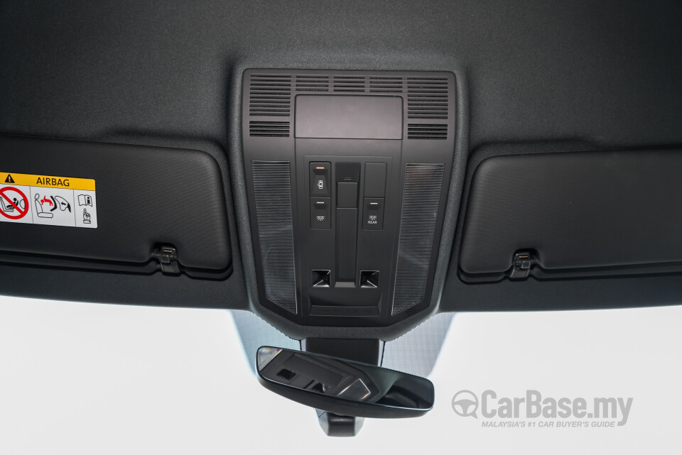 Volkswagen Touareg CR Facelift (2024) Interior