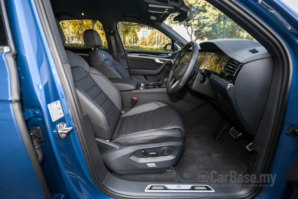Volkswagen Touareg CR Facelift (2024) Interior