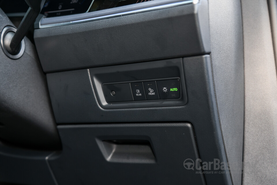Volkswagen Touareg CR Facelift (2024) Interior