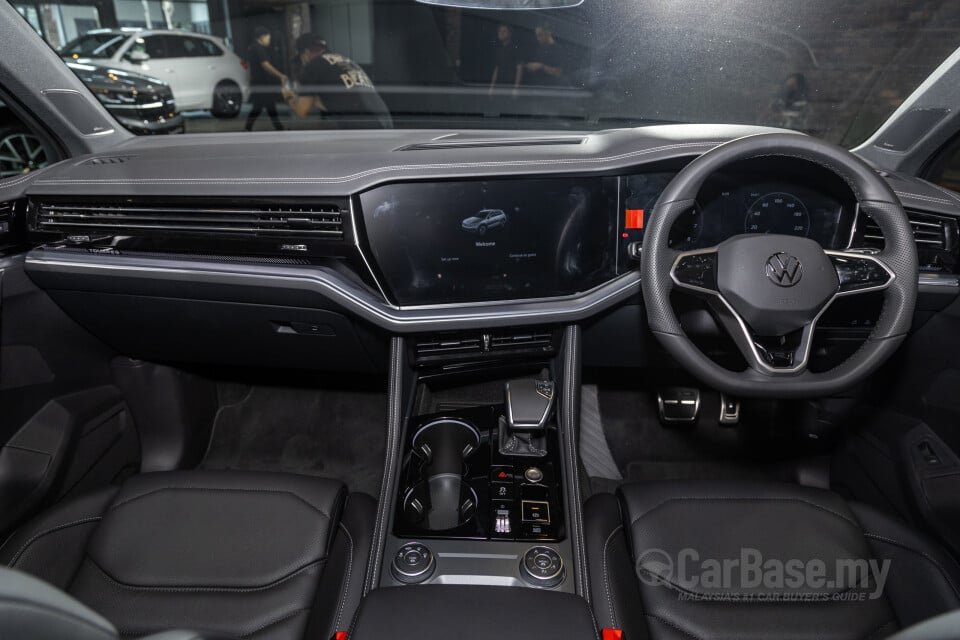Volkswagen Touareg CR Facelift (2024) Interior