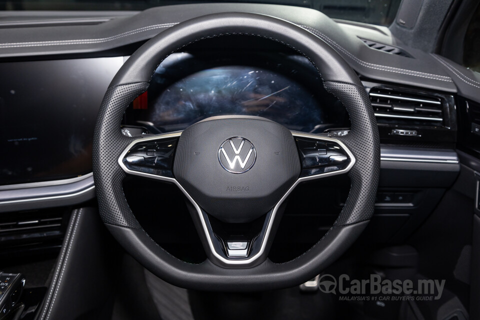 Volkswagen Touareg CR Facelift (2024) Interior