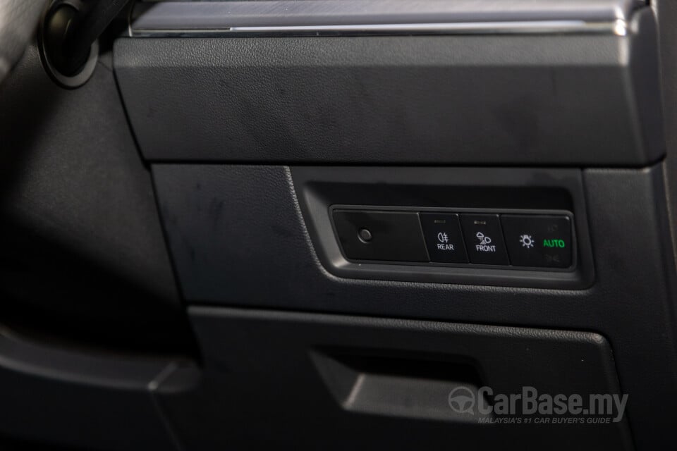 Volkswagen Touareg CR Facelift (2024) Interior