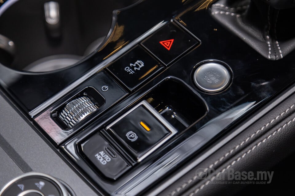 Volkswagen Touareg CR Facelift (2024) Interior