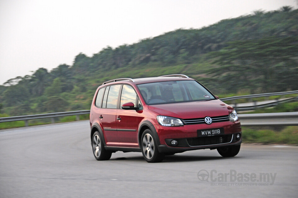 Proton Exora Mk1 RC (2019) Exterior