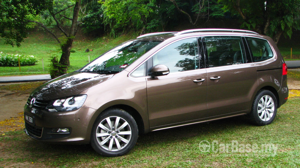 Volkswagen Sharan Mk2 (2012) Exterior