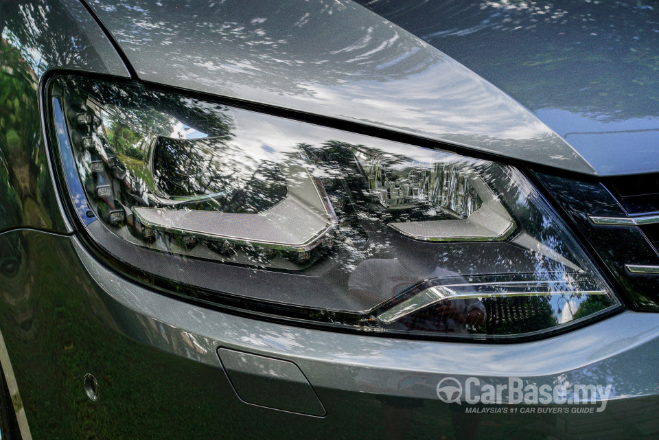 Volkswagen Sharan Mk2 (2012) Exterior