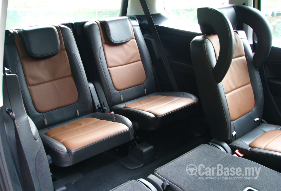 Volkswagen Sharan Mk2 (2012) Interior