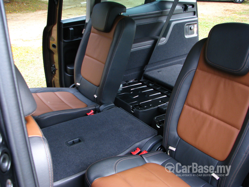 Volkswagen Sharan Mk2 (2012) Interior