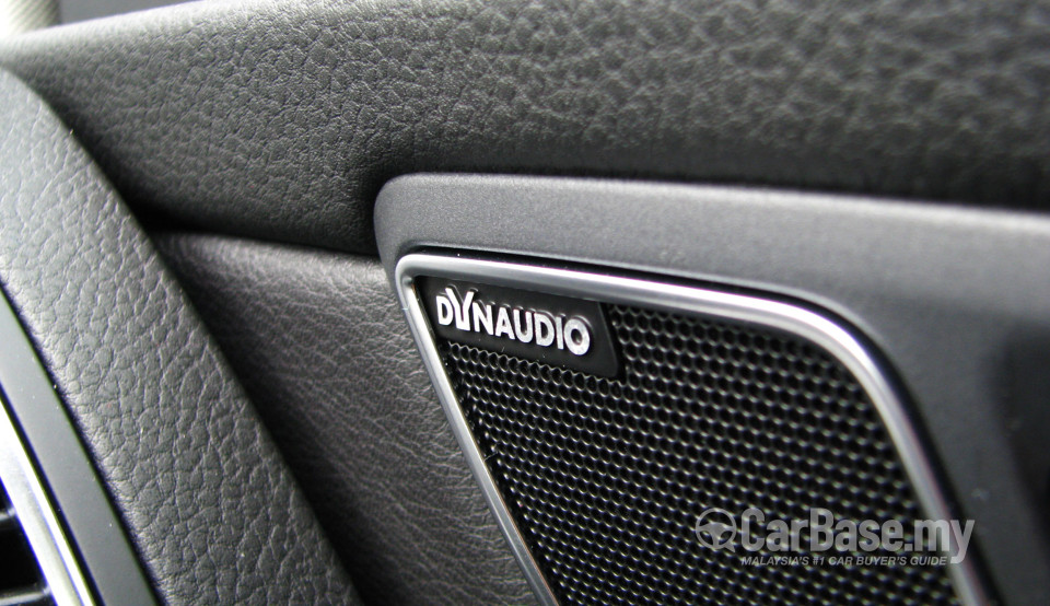 Volkswagen Sharan Mk2 (2012) Interior