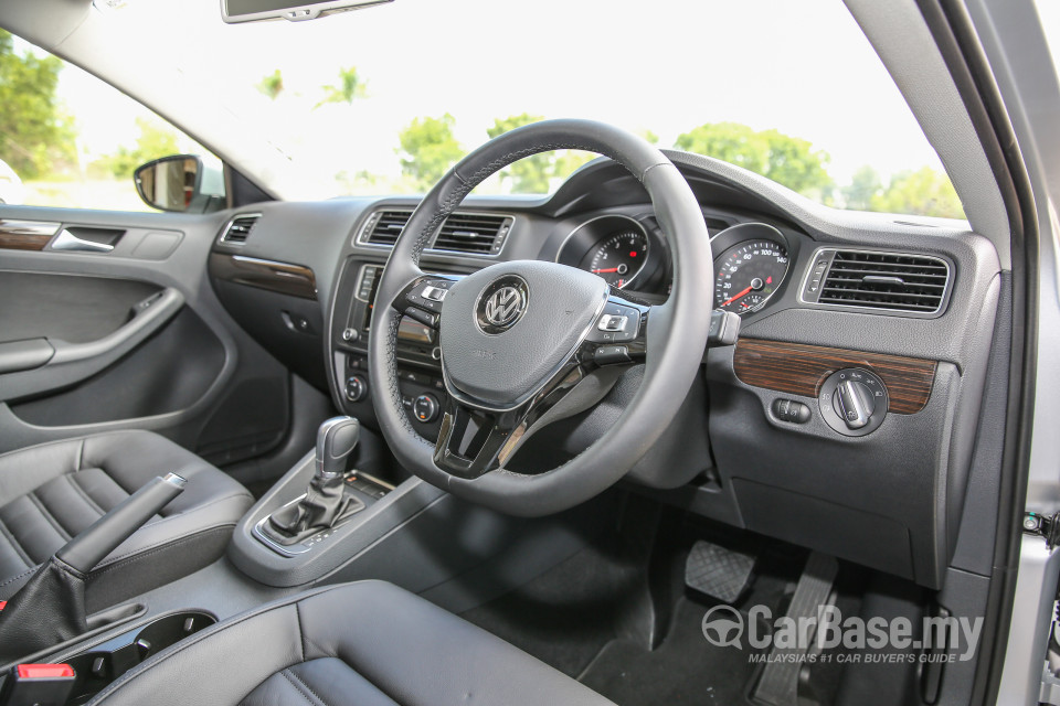 Volkswagen Jetta Mk6 GP (2016) Interior