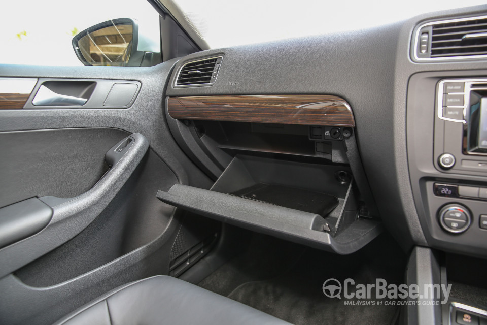 Volkswagen Jetta Mk6 GP (2016) Interior