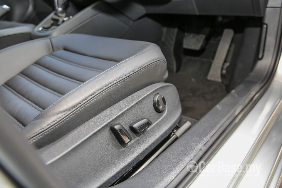 Volkswagen Jetta Mk6 GP (2016) Interior
