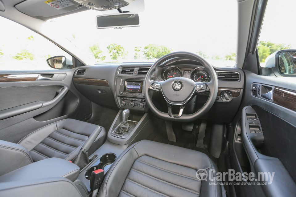 Volkswagen Jetta Mk6 GP (2016) Interior