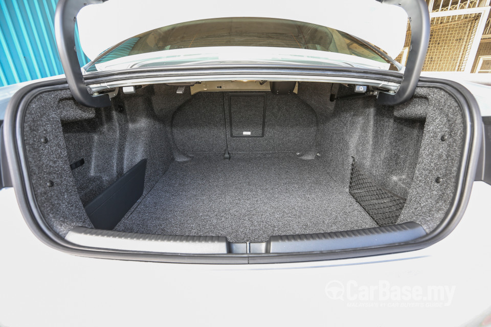 Volkswagen Jetta Mk6 GP (2016) Interior