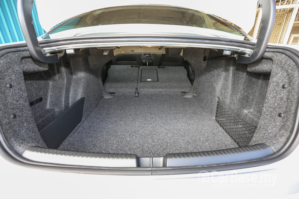 Volkswagen Jetta Mk6 GP (2016) Interior