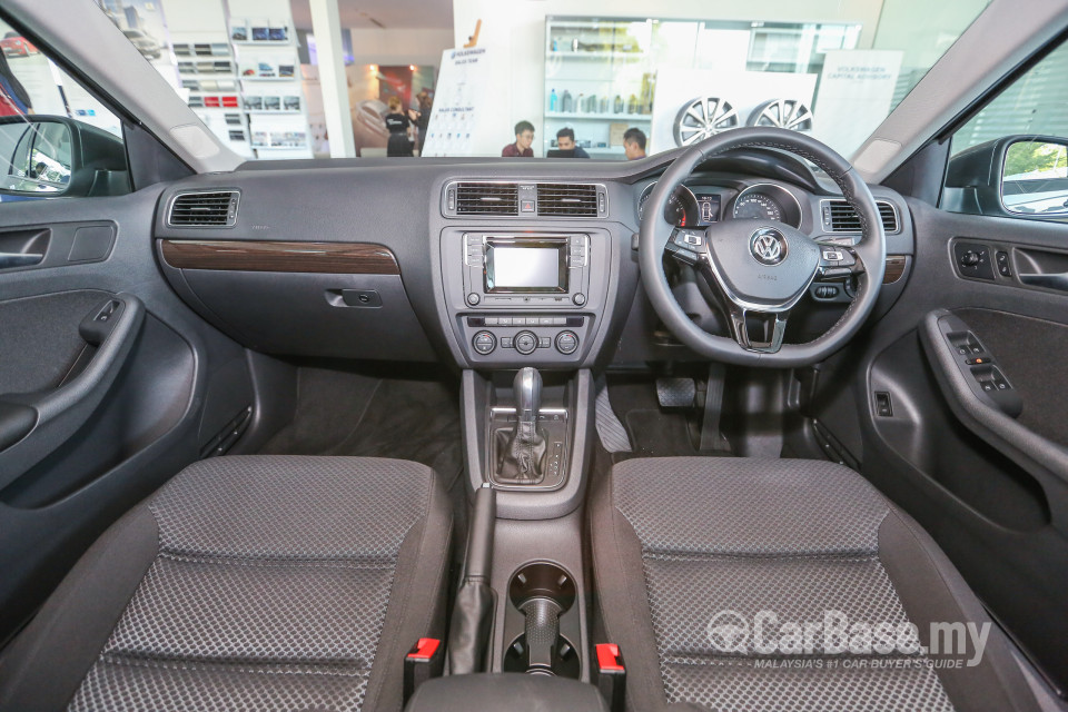 Volkswagen Jetta Mk6 GP (2016) Interior