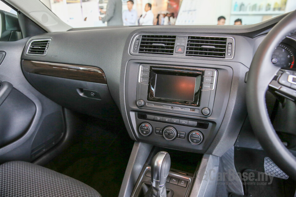 Honda Civic FC (2016) Interior