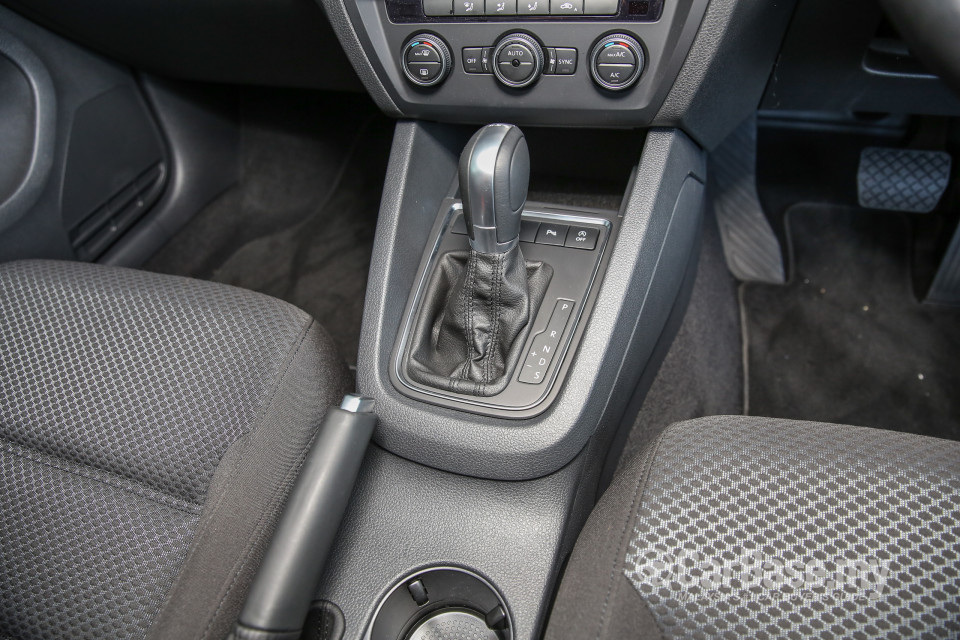 Volkswagen Jetta Mk6 GP (2016) Interior