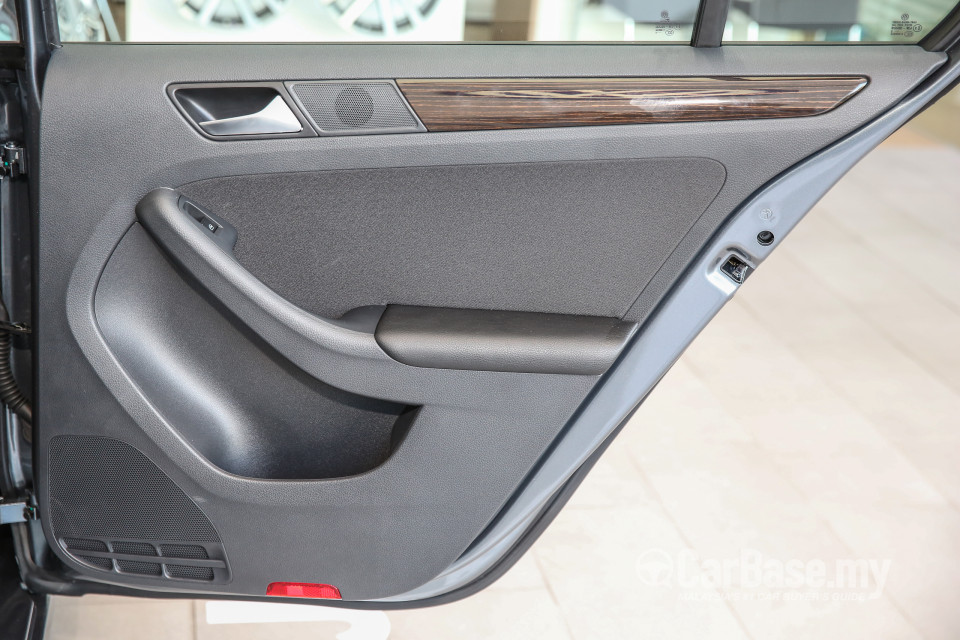 Volkswagen Jetta Mk6 GP (2016) Interior