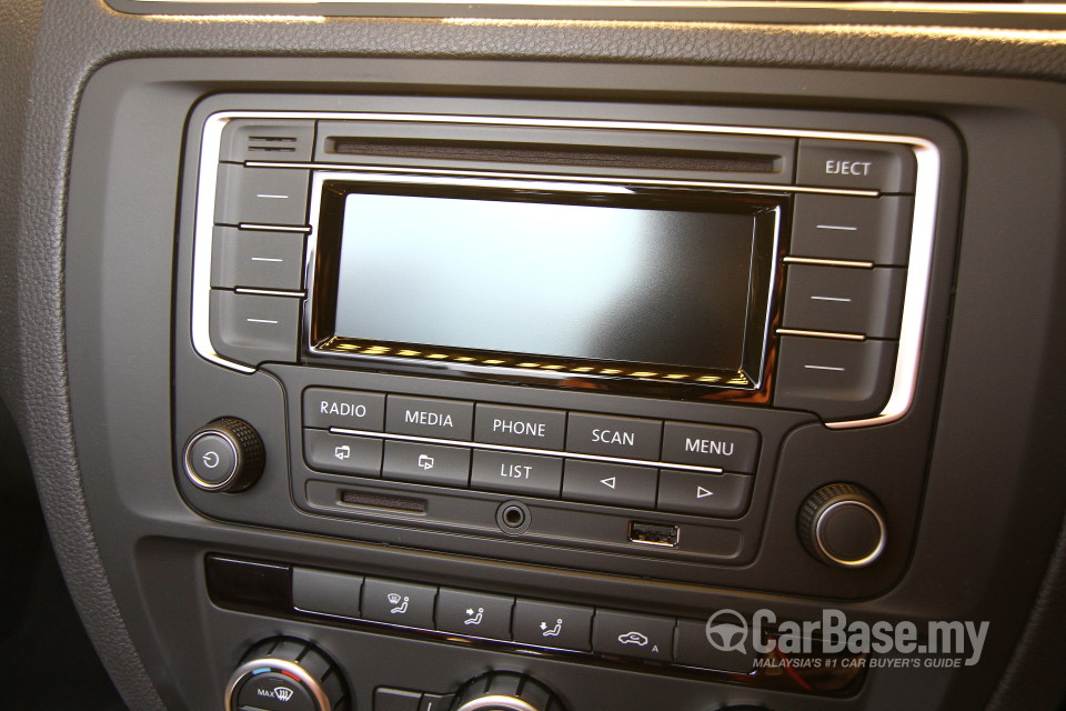 Volkswagen Jetta Mk6 (2011) Interior