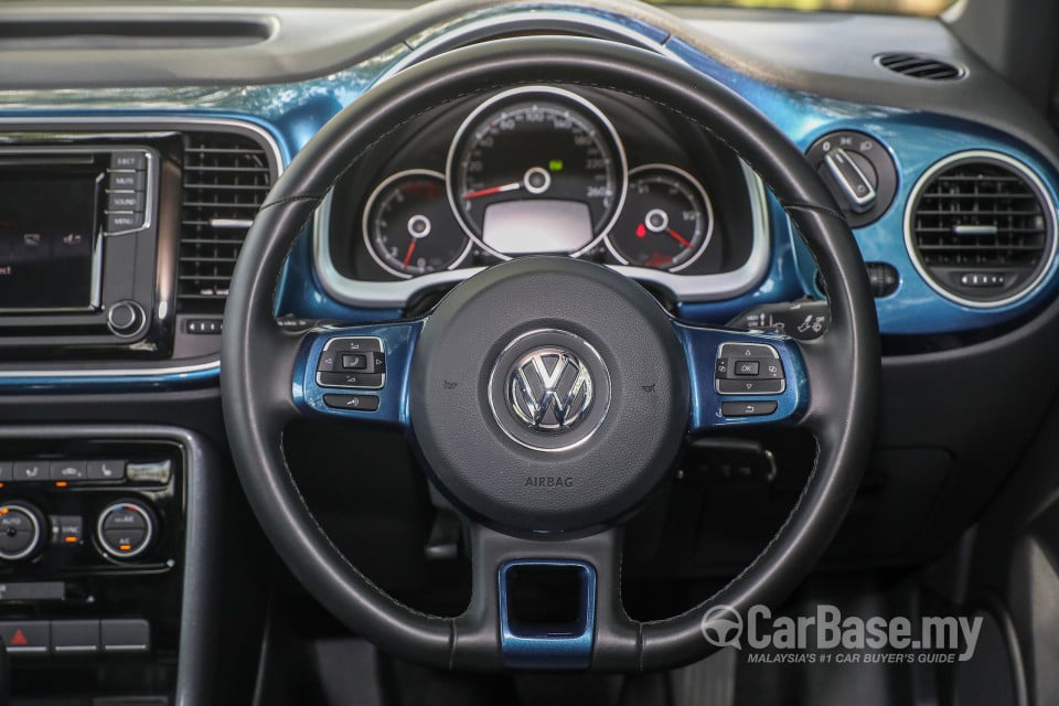 Volkswagen Beetle A5 GP (2017) Interior