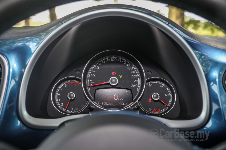 Proton Exora Mk1 RC (2019) Interior