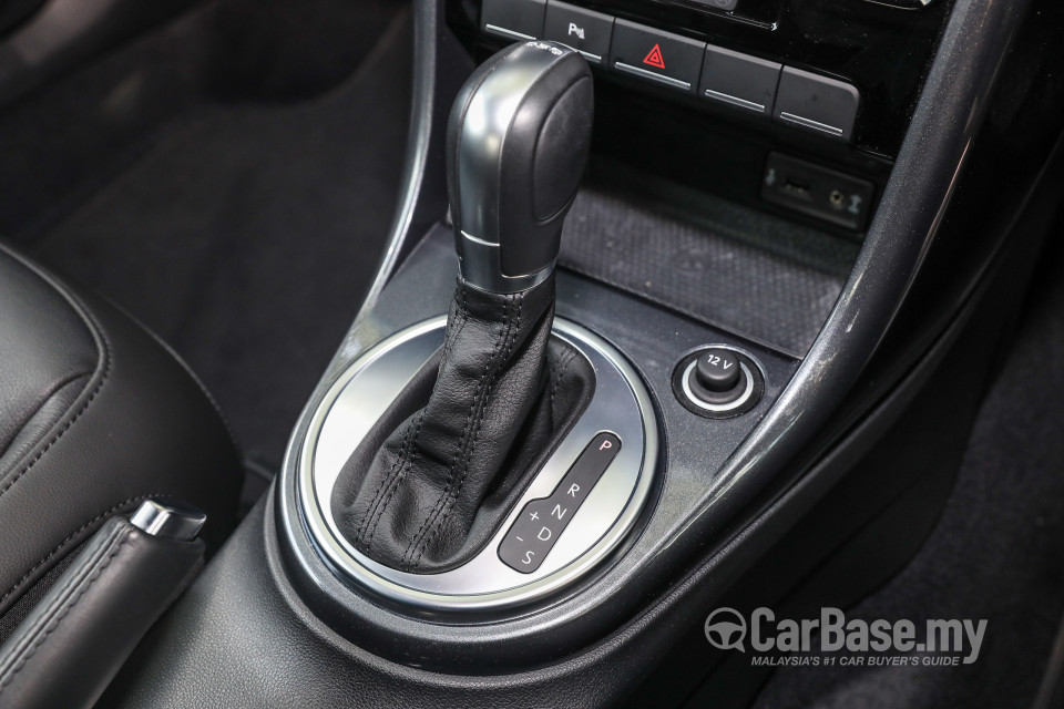 Volkswagen Beetle A5 GP (2017) Interior