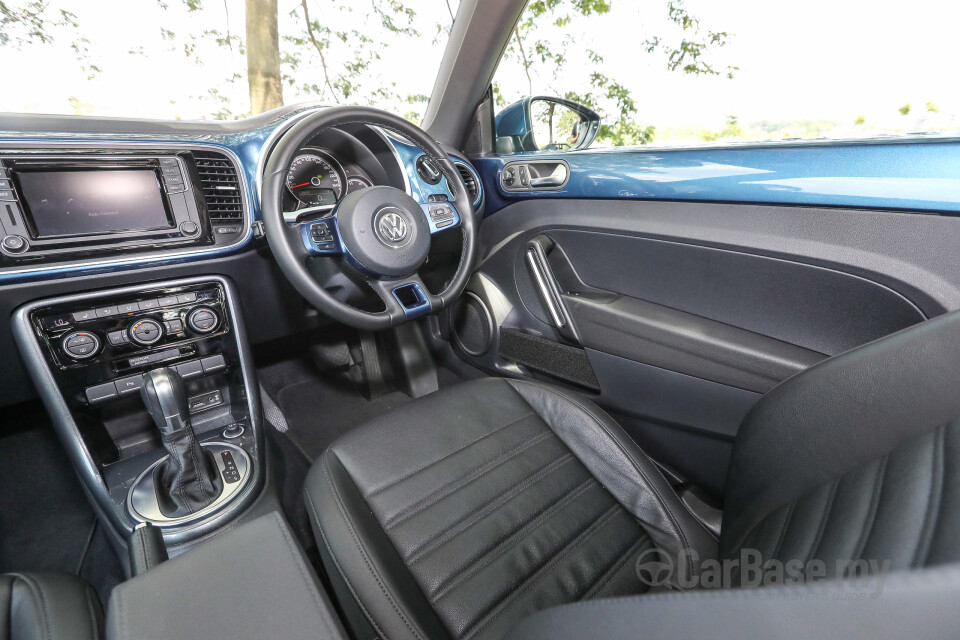 Toyota Innova AN140 (2016) Interior