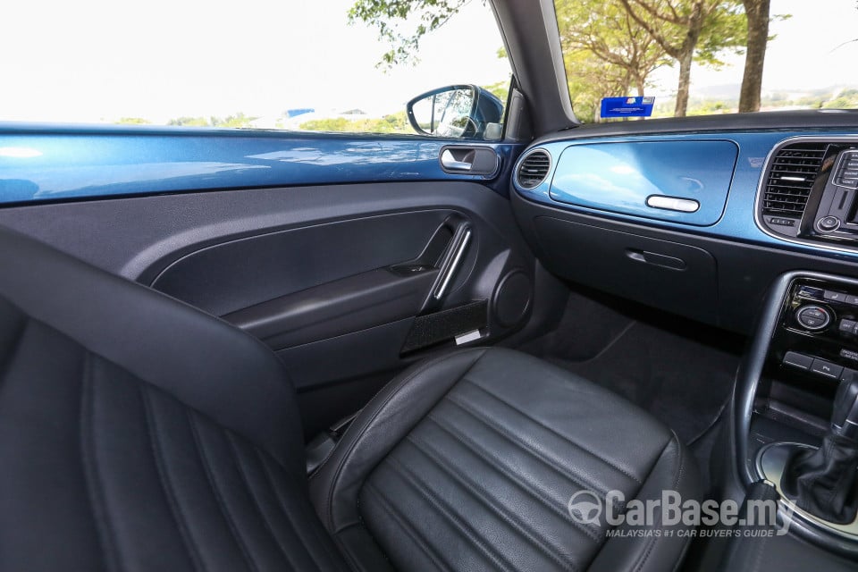 Volkswagen Beetle A5 GP (2017) Interior