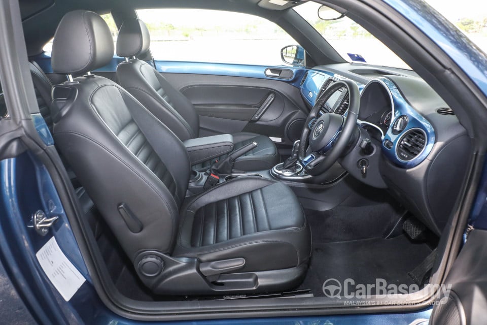 Volkswagen Beetle A5 GP (2017) Interior