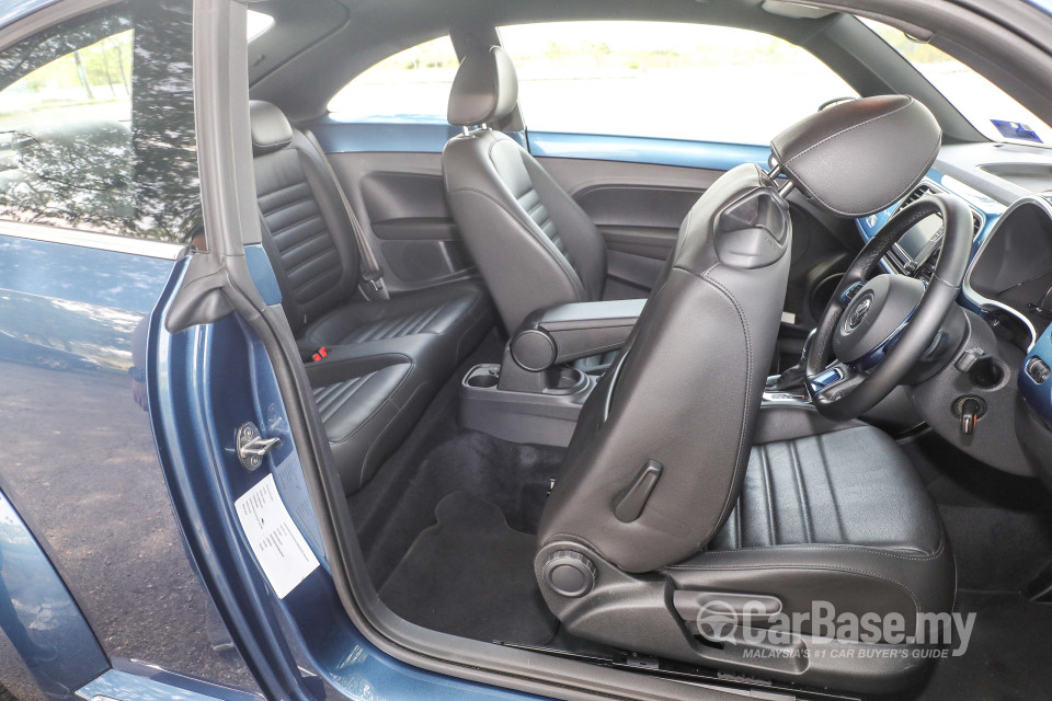 Volkswagen Beetle A5 GP (2017) Interior