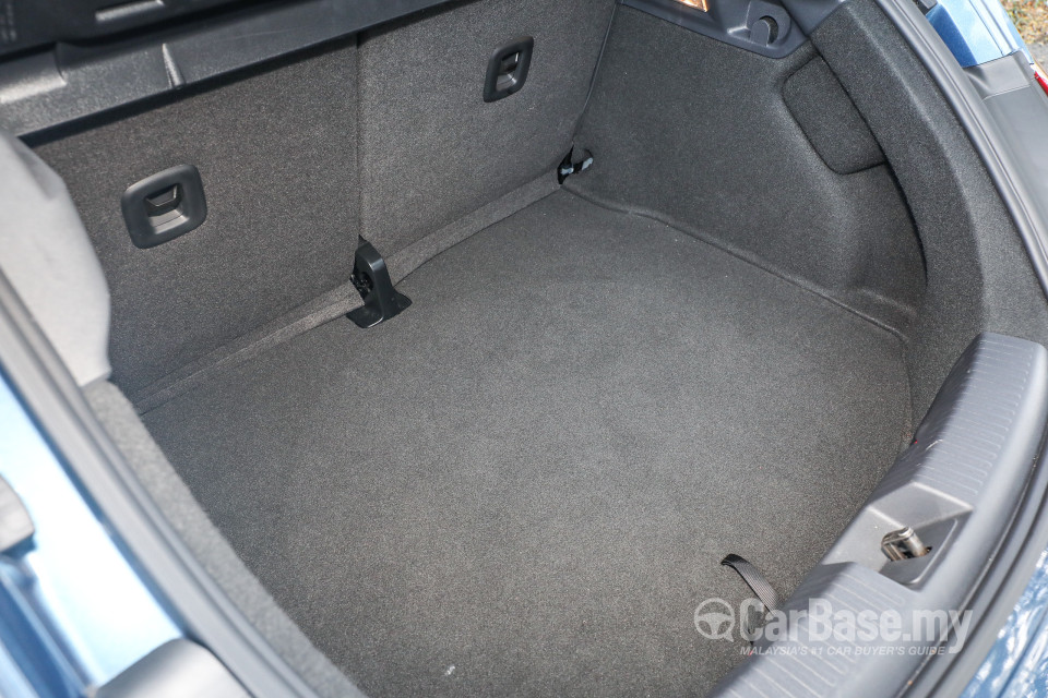 Volkswagen Beetle A5 GP (2017) Interior