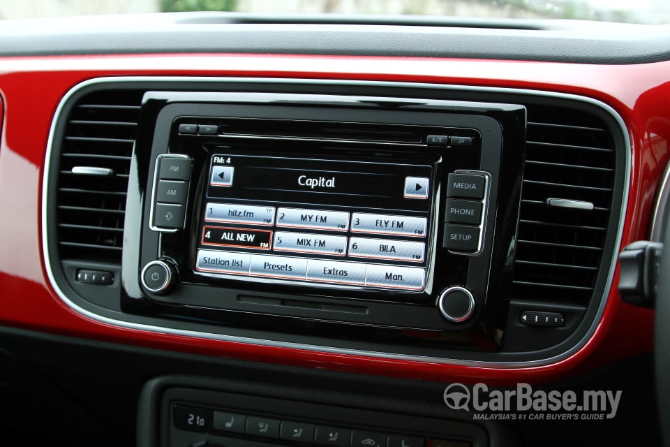 Volkswagen Beetle A5 (2012) Interior
