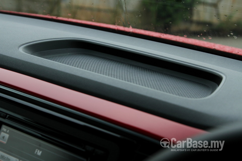 Volkswagen Beetle A5 (2012) Interior