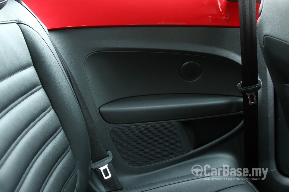 Volkswagen Beetle A5 (2012) Interior